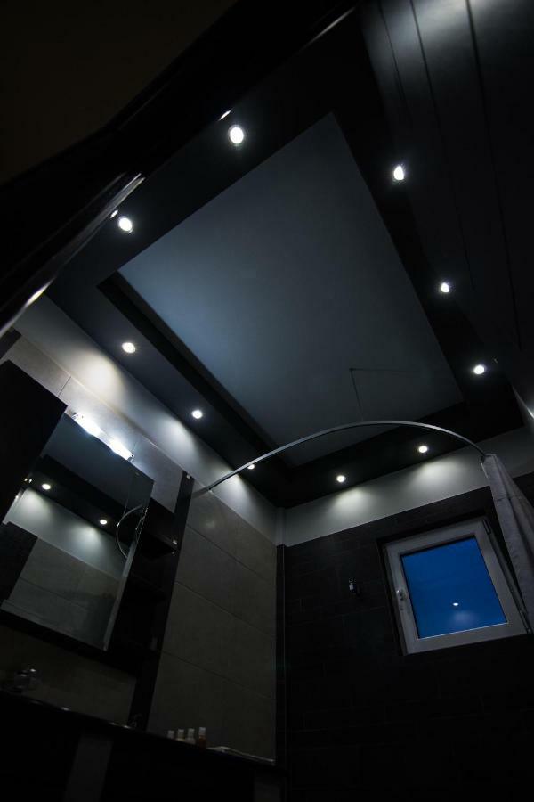 Mary'S Modern And Elegant Apartment Kalambaka Exterior foto